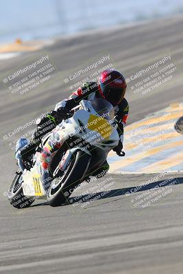 media/Jan-14-2024-SoCal Trackdays (Sun) [[2e55ec21a6]]/Turns 9 and 8 (10am)/